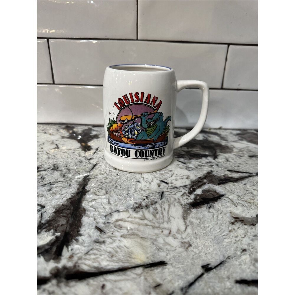 Vintage 1986 Louisiana Bayou Country Alligator Souvenir LARGE Ceramic Stein Mug